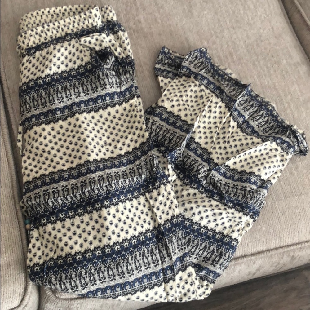 Super cute boho/hippie-style pants/American Eagle